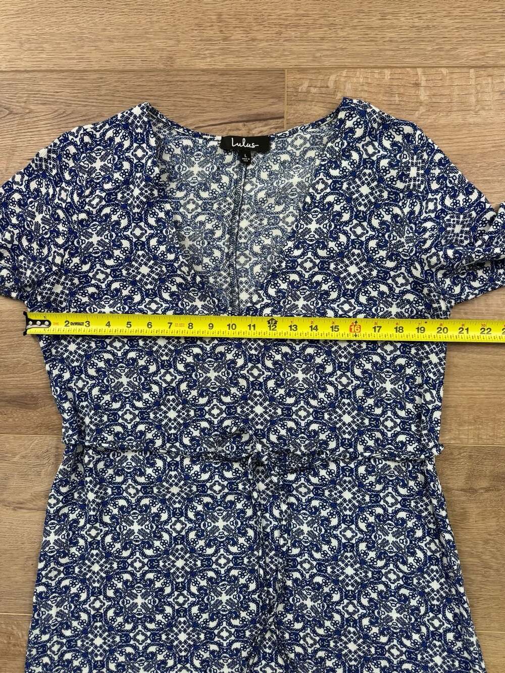 Lulus Blue White Medallion Print Maxi Dress Long Sleeve Boho Size L - Picture 5 of 9